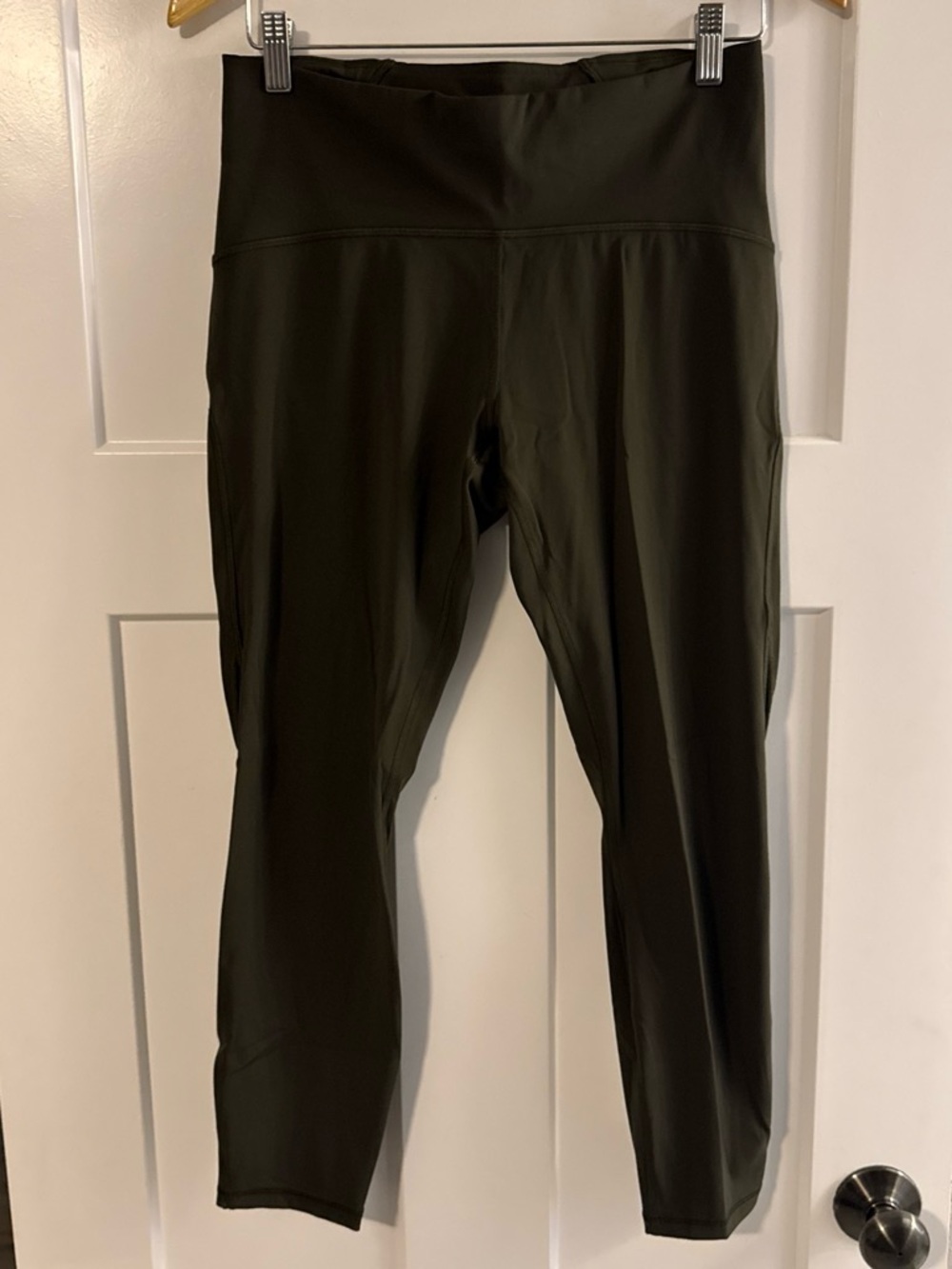Lululemon Women’s Dark Olive Green Active Leggings